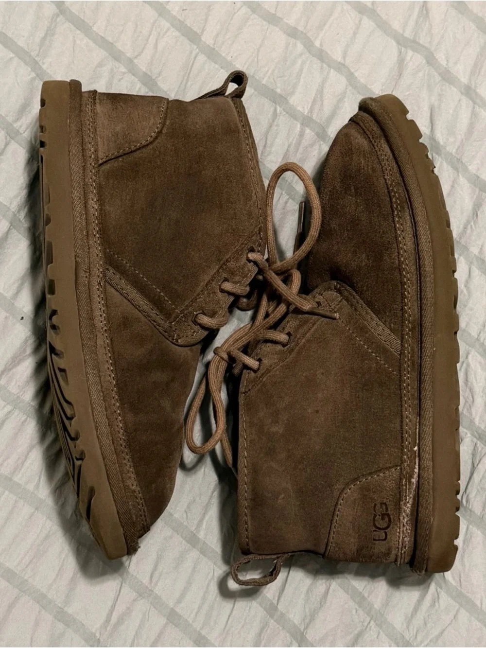 UGG Neumel Chukka Boot - Burnt Olive Suede, Womens Size 8 (1094269)